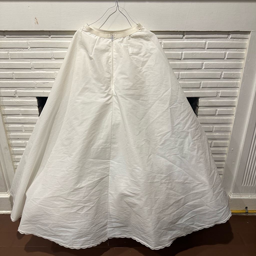 Malco Modes Crinoline Size 8 White Long.
